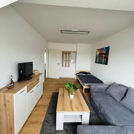 Apartment- Kernsaniert-duesseldorf Bilk Lejlighed Düsseldorf